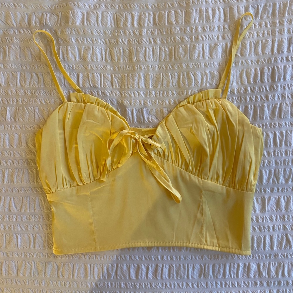 yellow crop tank!